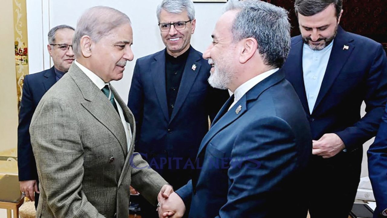 Iran FM Back in Pakistan as US Scraps Talks