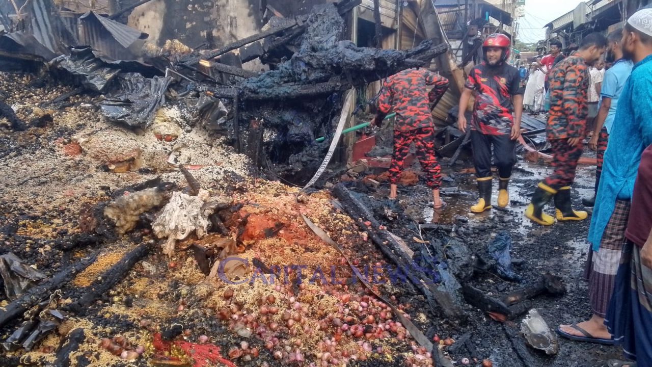 Massive Fire in Nesarabad Burns 17 Shops to Ashes