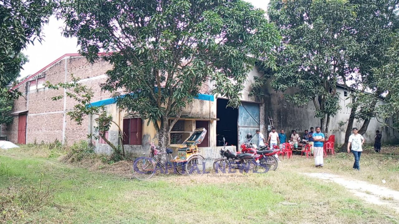 Retired Additional IGP Accused of Trying to Seize Brother’s Property in Pabna