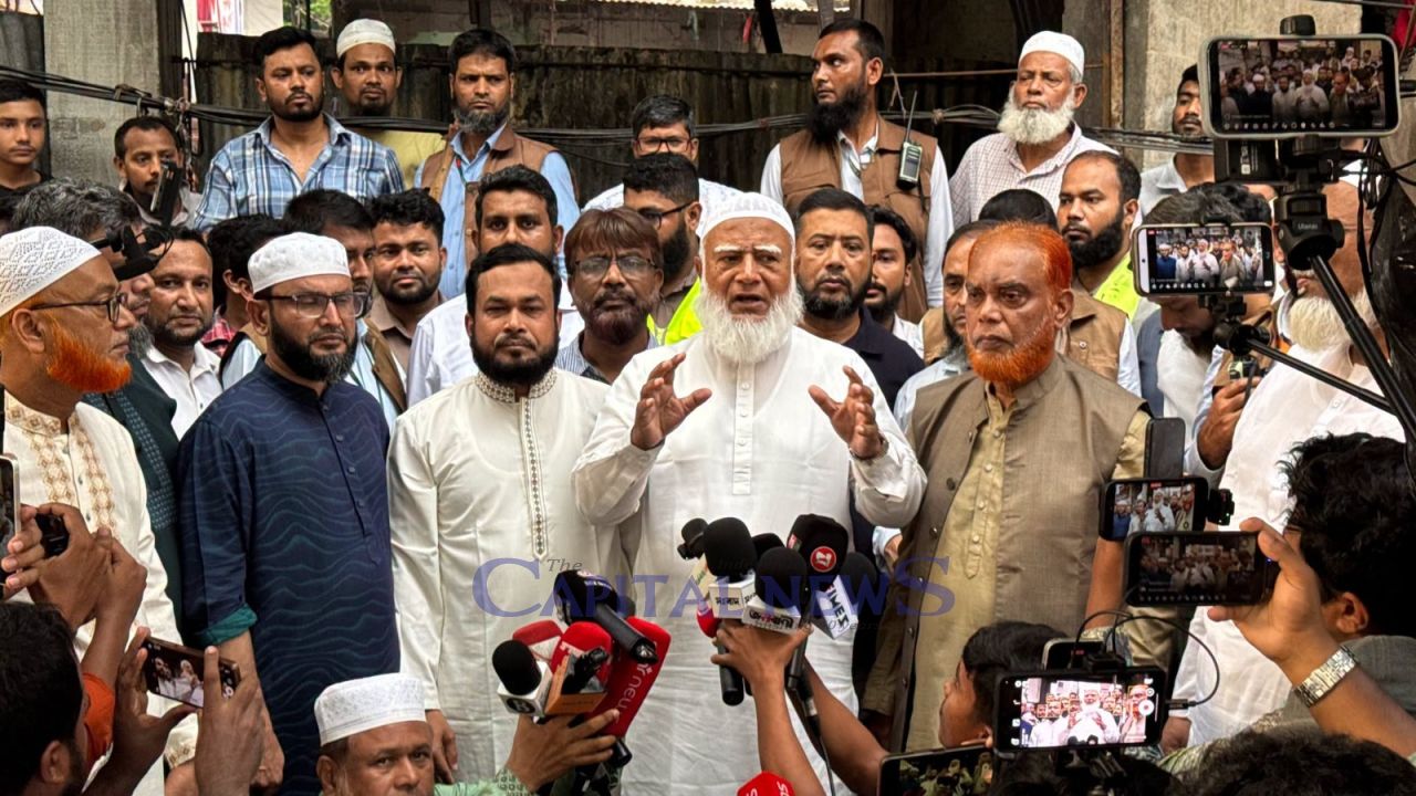 Dr Shafiqur Rahman calls for alternative sites for evicted small traders in Mirpur