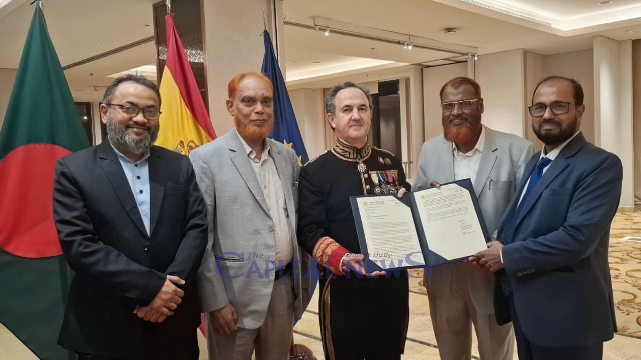 Jamaat-e-Islami attends Spanish National Day reception, handsover opposition leader's greetings to King of Spain