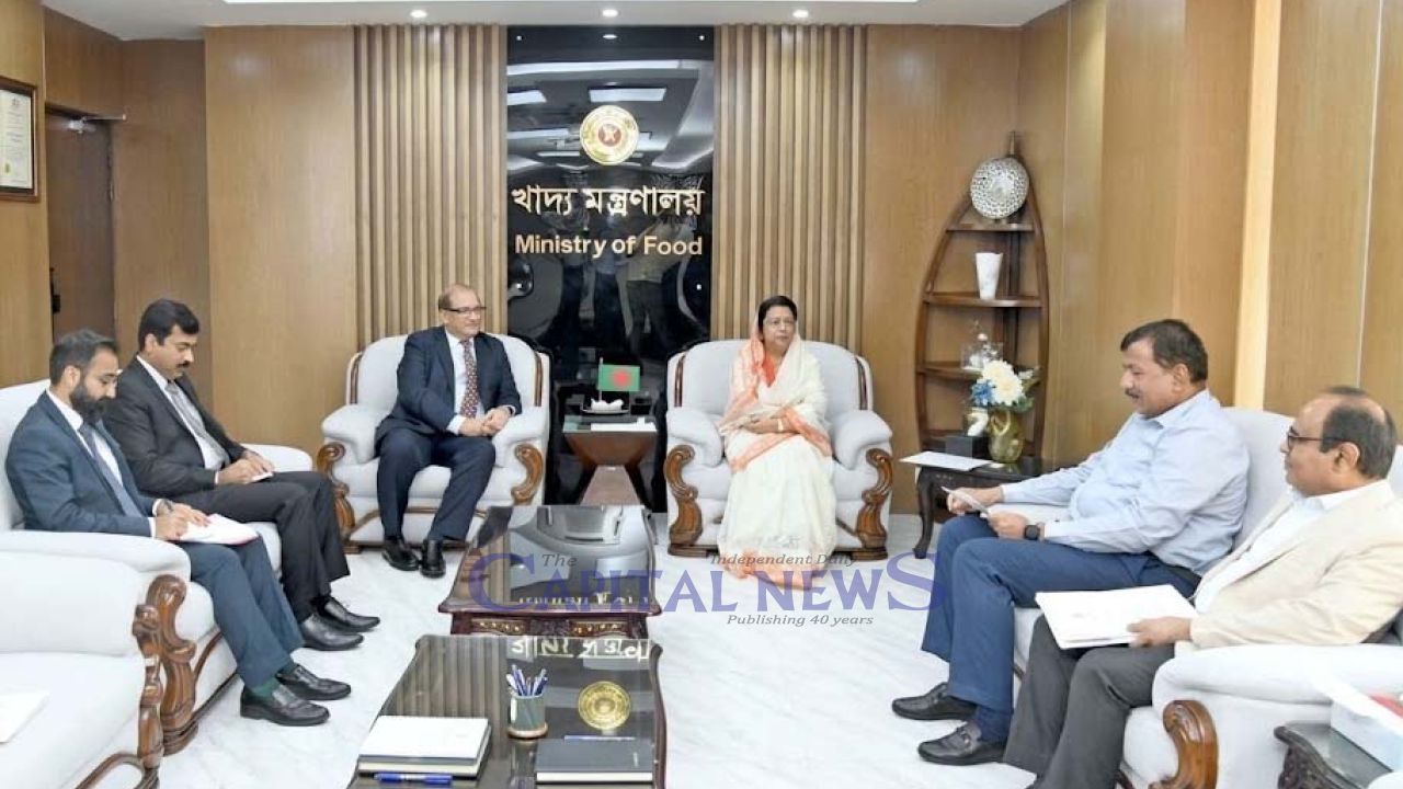 Bangladesh, Pakistan explore stronger trade in essential commodities